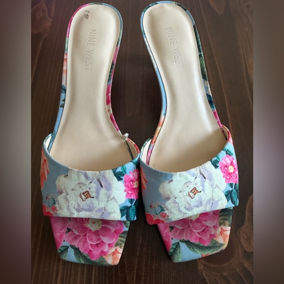 Nine West Floral Heels - Pink and Blue - Picture 3 of 6